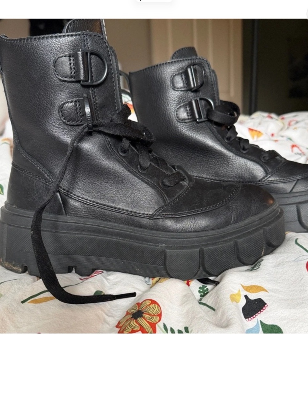 Sorel Black Leather Lace-Up Boots - Picture 2 of 8